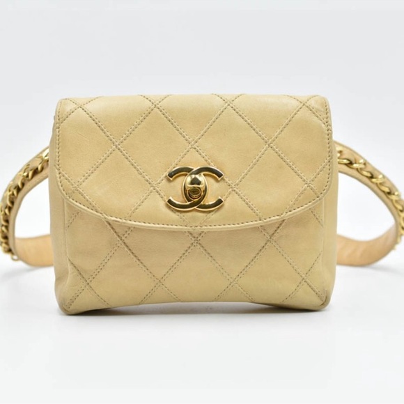 VINTAGE CHANEL CC Turn-Lock
Double Stitch Lamb Leather Waist Bag - Picture 2 of 12